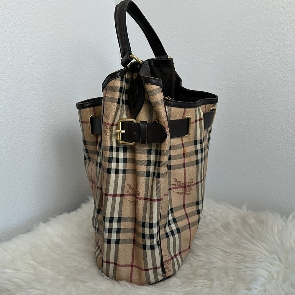 💯Authentic BURBERRY Haymarket Check Medium Walden Belted Hobo Bag🍀 - Picture 5 of 17